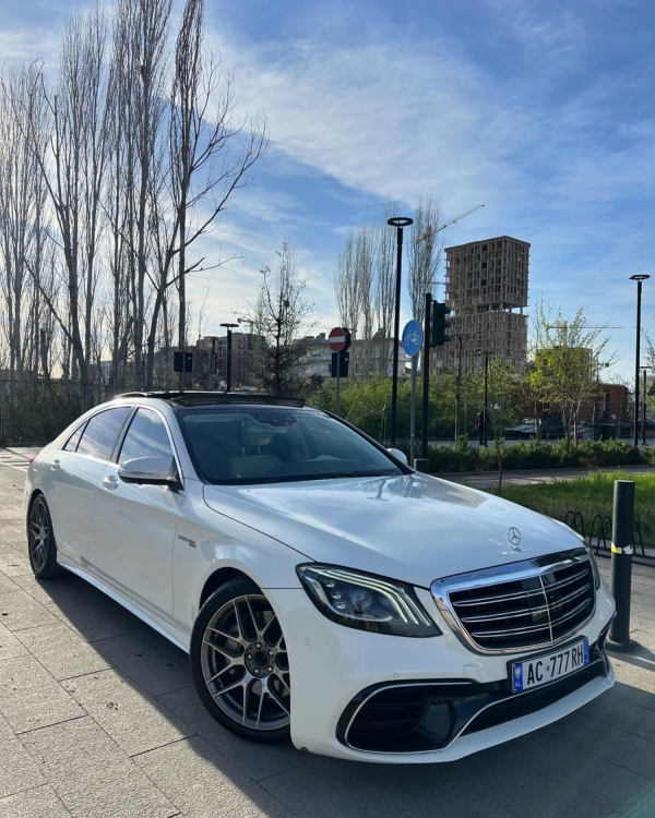 Mercedes-Benz S -class 5.5 v8