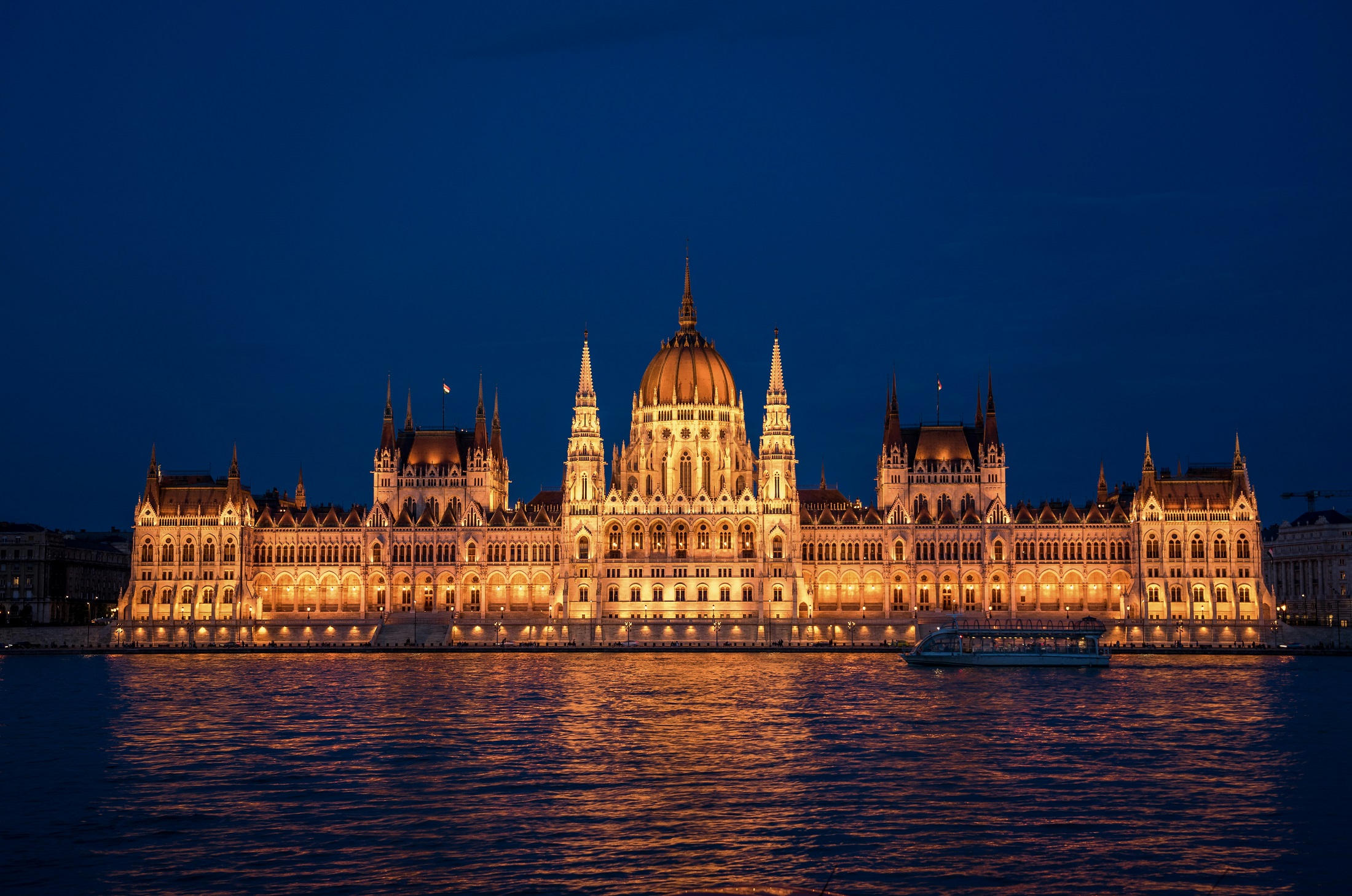 BUDAPEST 2 DITE Me Guide